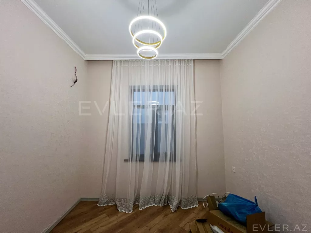 Satılır, həyət evi/villa