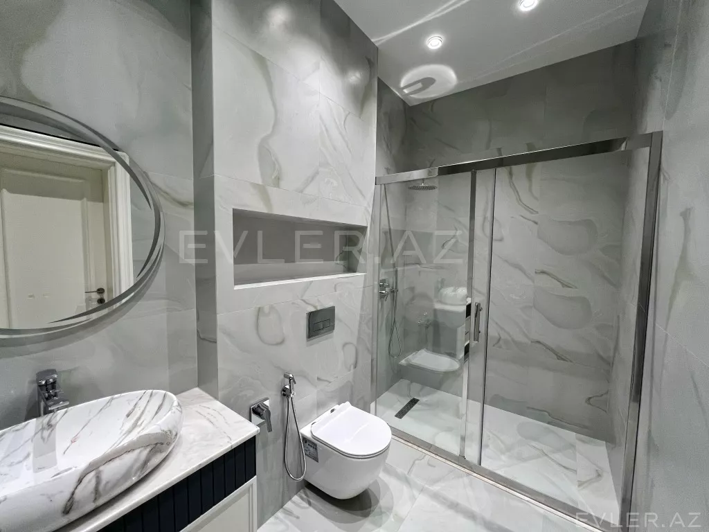 Satılır, həyət evi/villa