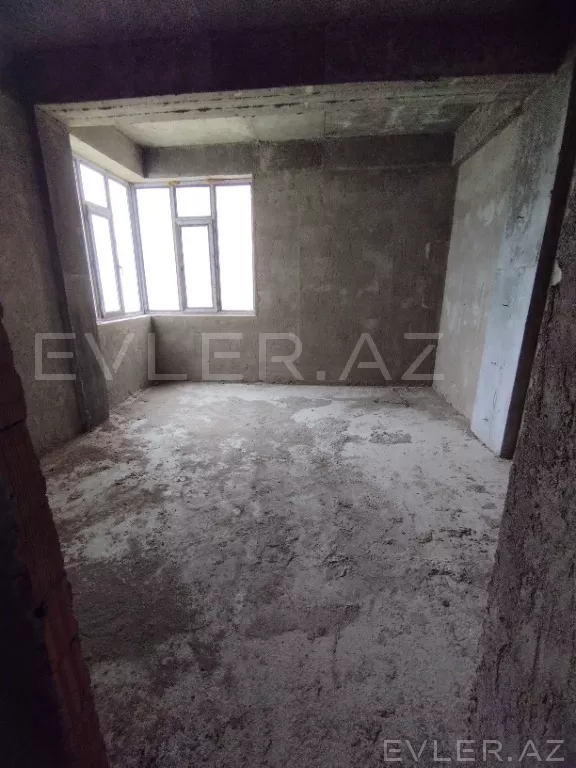 Satılır, yeni tikili