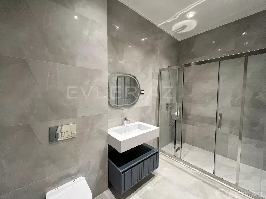Satılır, həyət evi/villa
