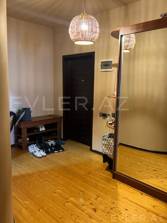 Satılır, yeni tikili