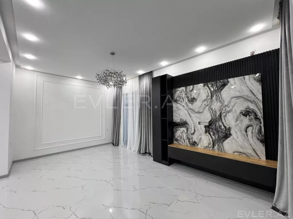 Satılır, həyət evi/villa