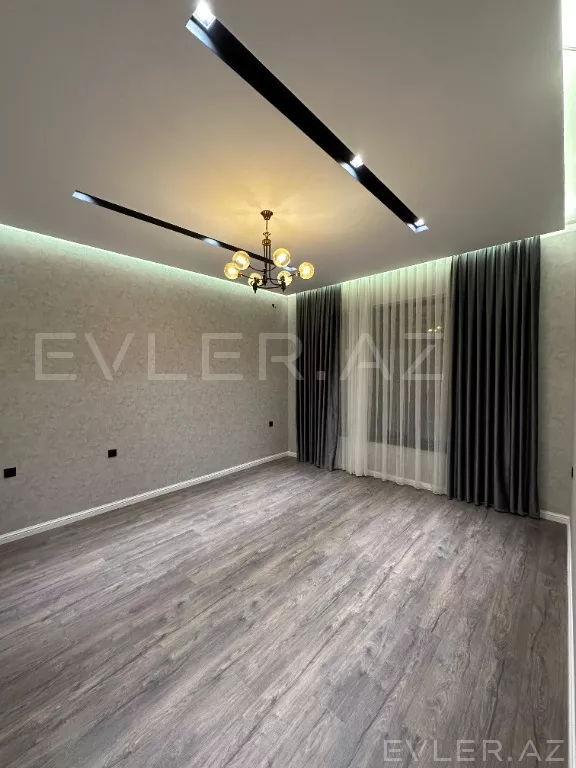 Satılır, həyət evi/villa