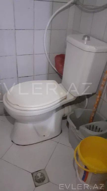 Satılır, köhnə tikili