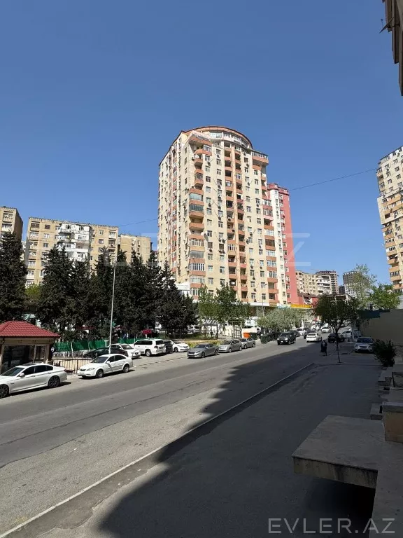 Satılır, yeni tikili