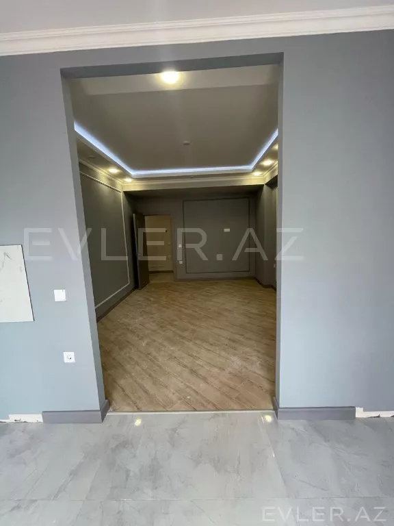 Satılır, yeni tikili