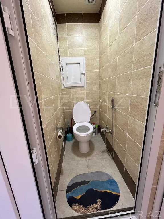 Satılır, köhnə tikili