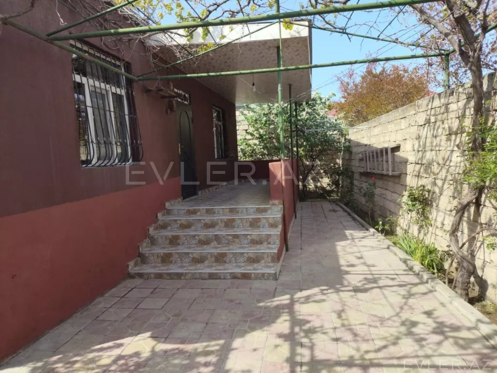 Satılır, bağ evi