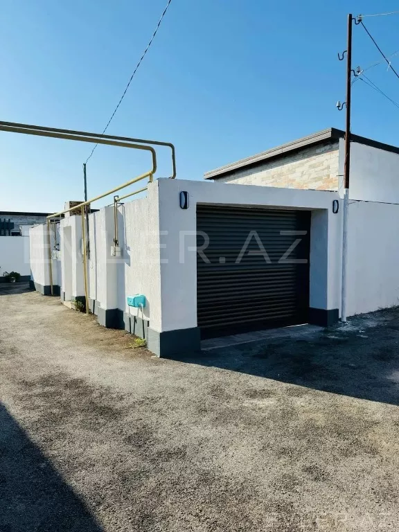 Satılır, həyət evi/villa