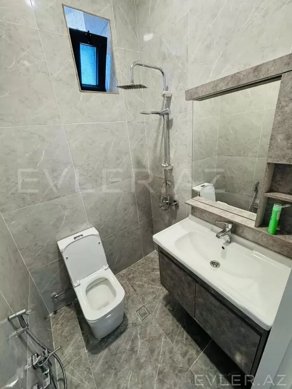 Satılır, həyət evi/villa