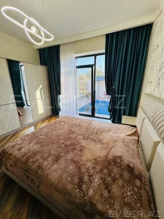 Satılır, həyət evi/villa