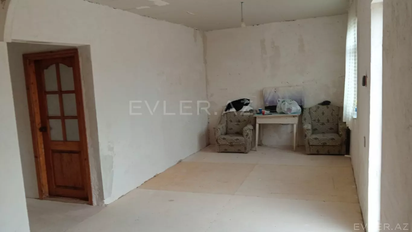 Satılır, həyət evi/villa