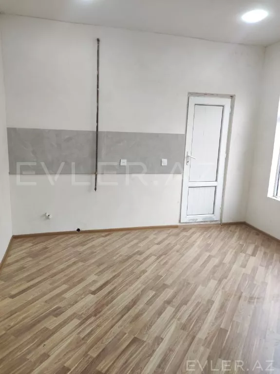 Satılır, həyət evi/villa
