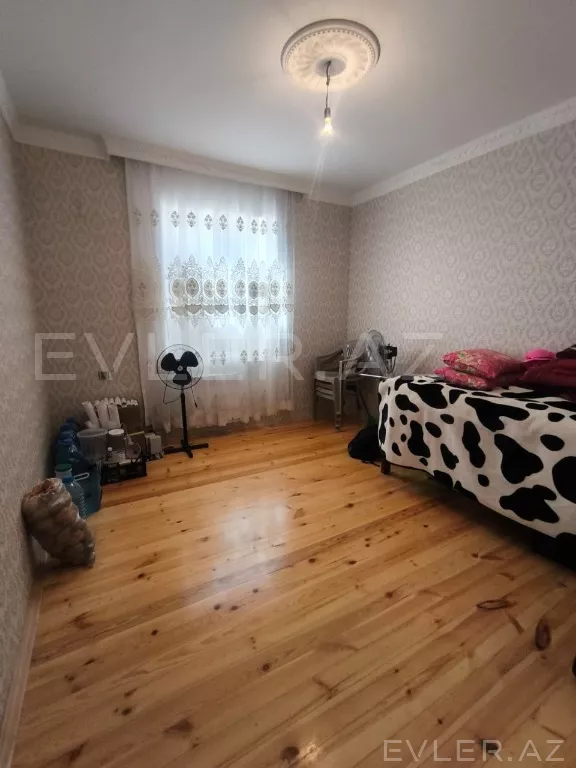 Satılır, həyət evi/villa
