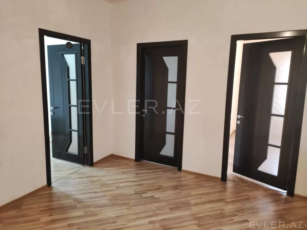 Satılır, həyət evi/villa