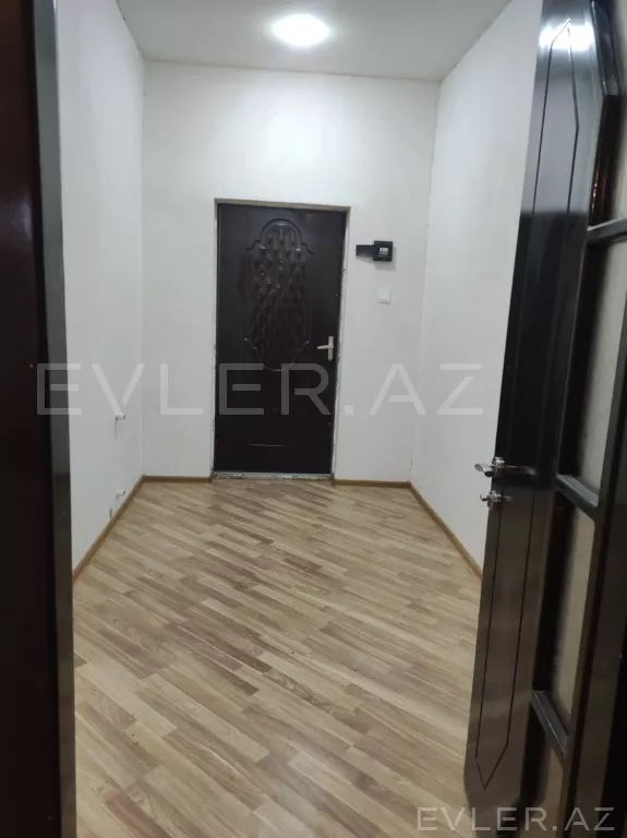 Satılır, həyət evi/villa