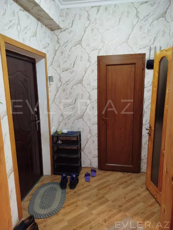 Satılır, yeni tikili