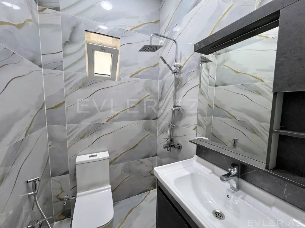 Satılır, həyət evi/villa