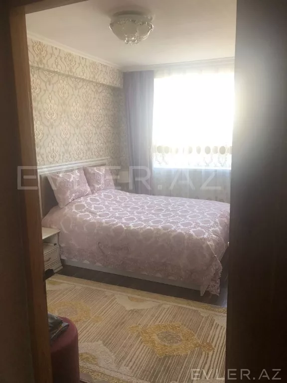 Satılır, köhnə tikili