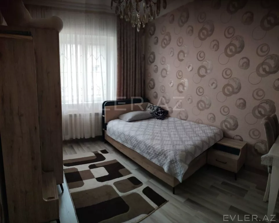 Satılır, həyət evi/villa