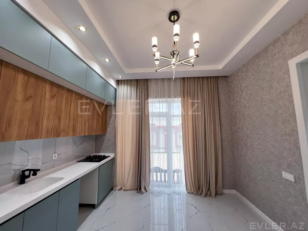 Satılır, həyət evi/villa