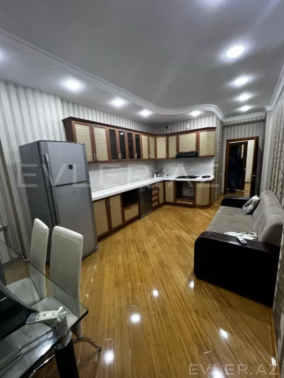 Satılır, yeni tikili