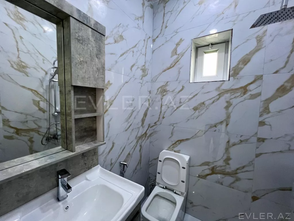 Satılır, həyət evi/villa