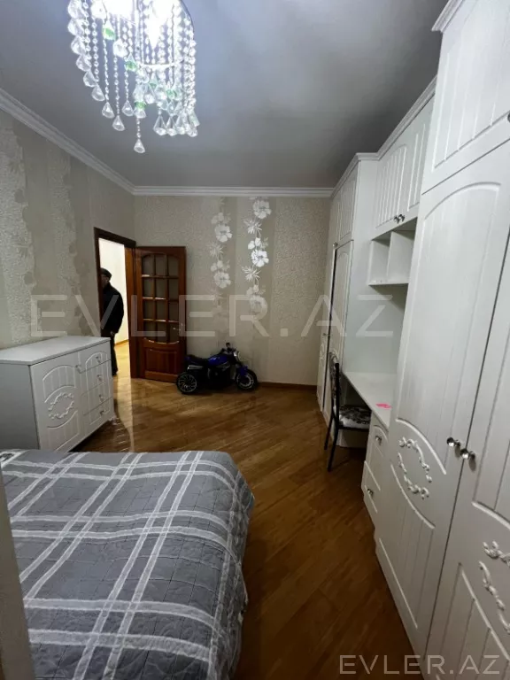 Satılır, yeni tikili