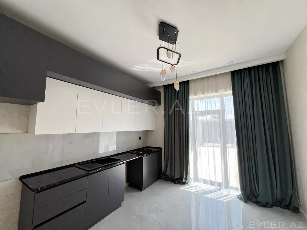 Satılır, həyət evi/villa