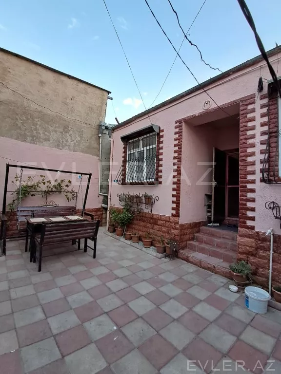 Satılır, həyət evi/villa