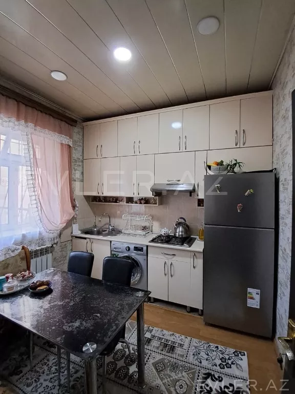 Satılır, həyət evi/villa