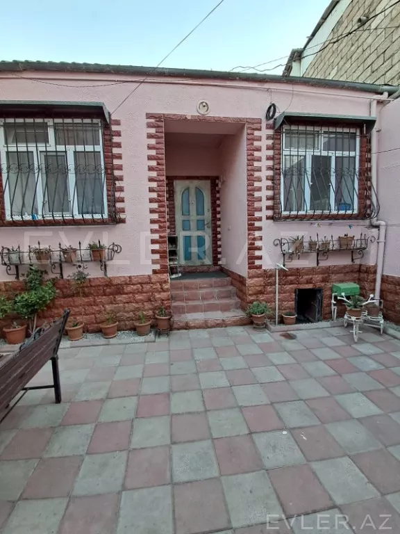 Satılır, həyət evi/villa