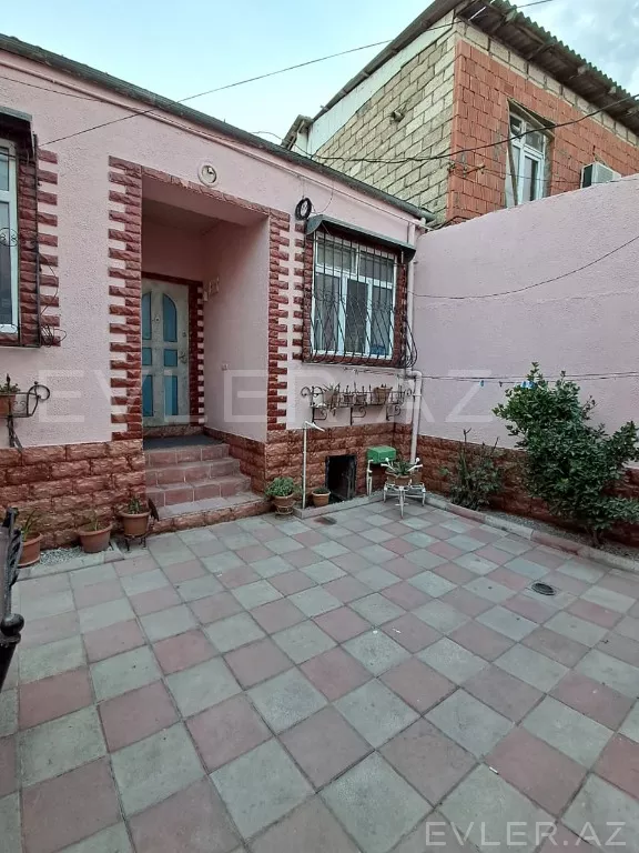 Satılır, həyət evi/villa
