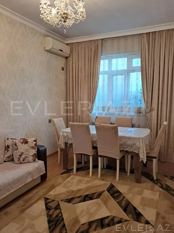 Satılır, həyət evi/villa