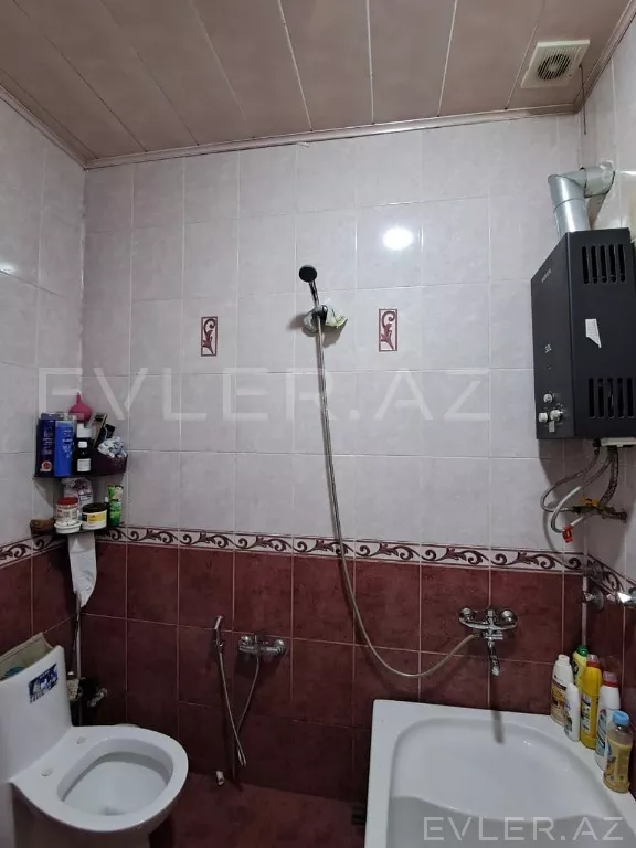 Satılır, həyət evi/villa