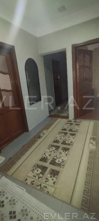 Satılır, köhnə tikili