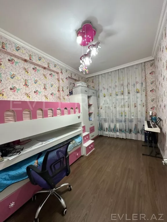 Satılır, yeni tikili