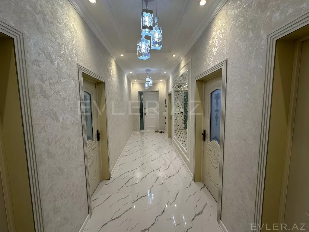 Satılır, həyət evi/villa