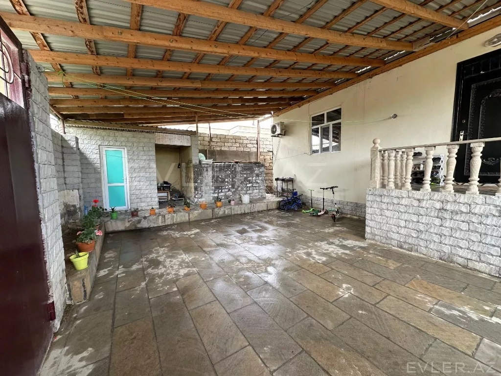 Satılır, bağ evi