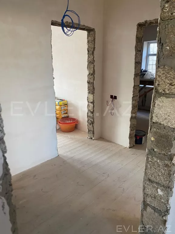 Satılır, həyət evi/villa