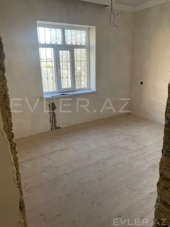 Satılır, həyət evi/villa