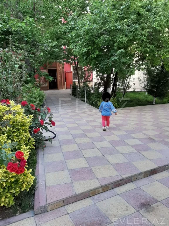 Satılır, bağ evi
