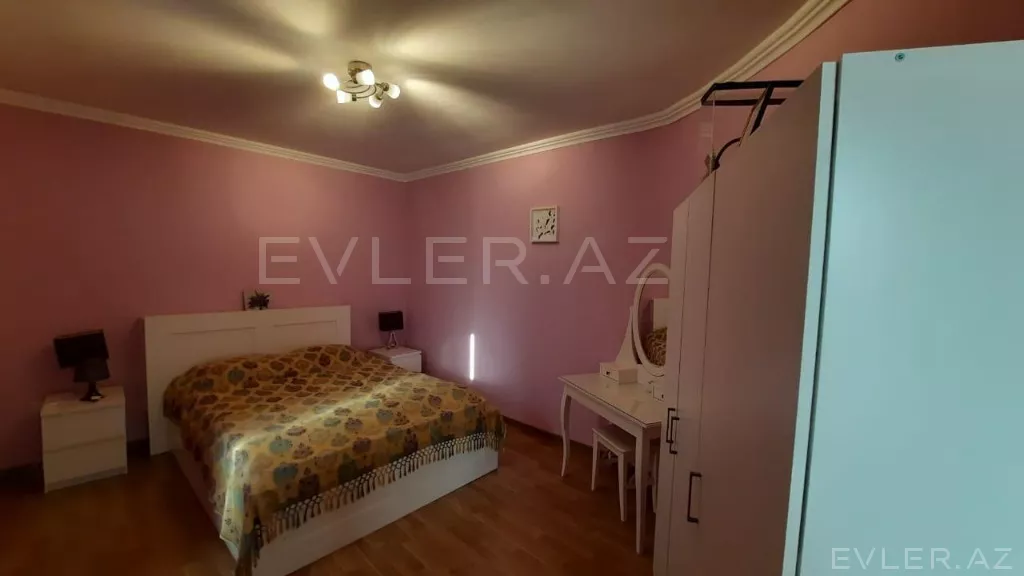 Satılır, həyət evi/villa