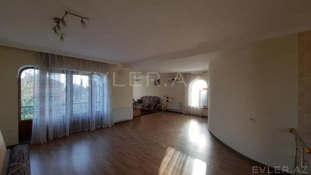 Satılır, həyət evi/villa