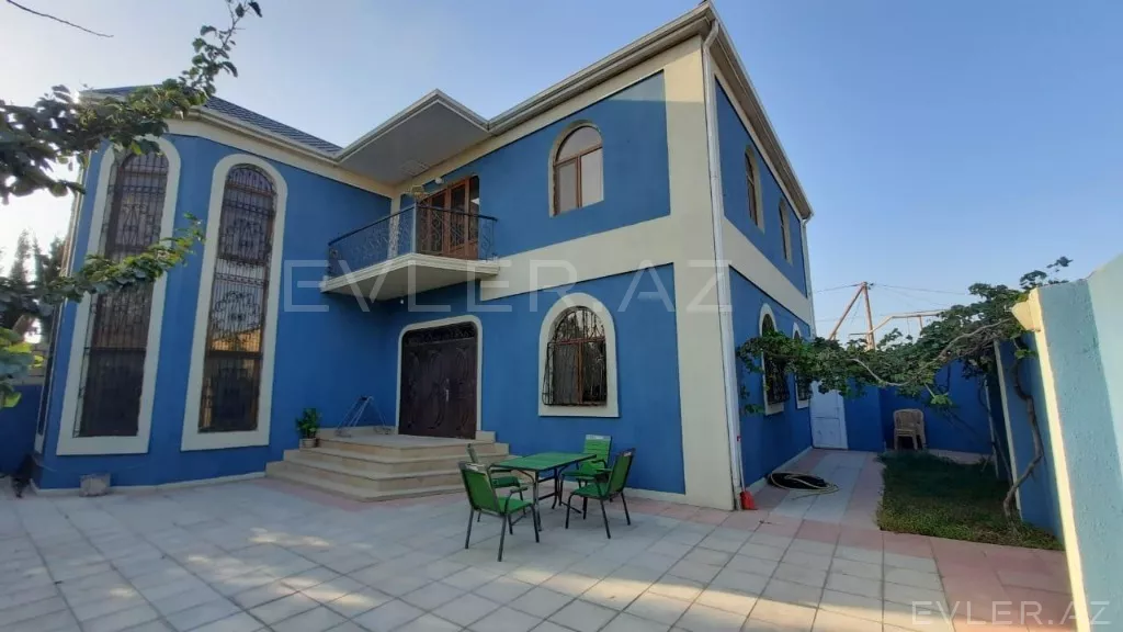 Satılır, həyət evi/villa