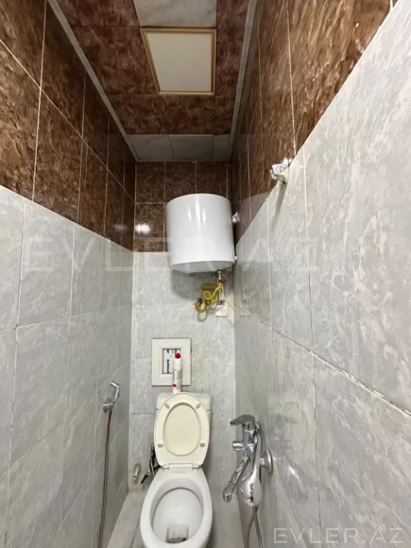 Satılır, köhnə tikili