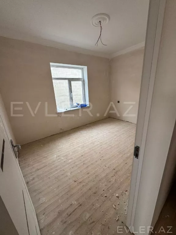Satılır, həyət evi/villa