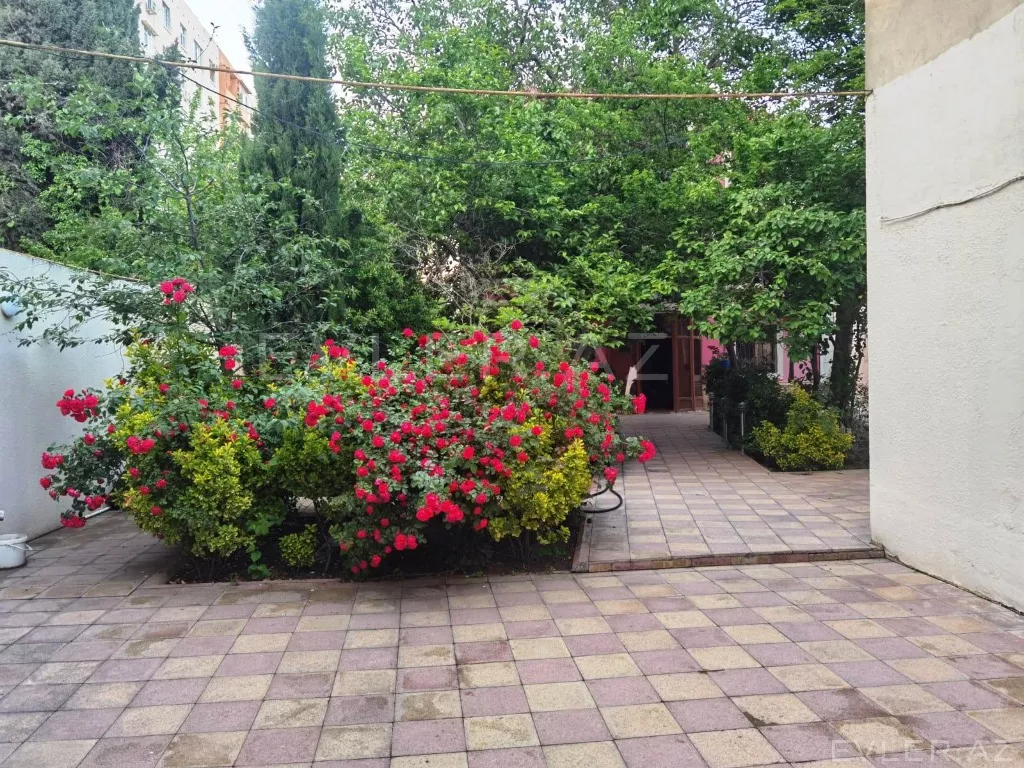 Satılır, bağ evi