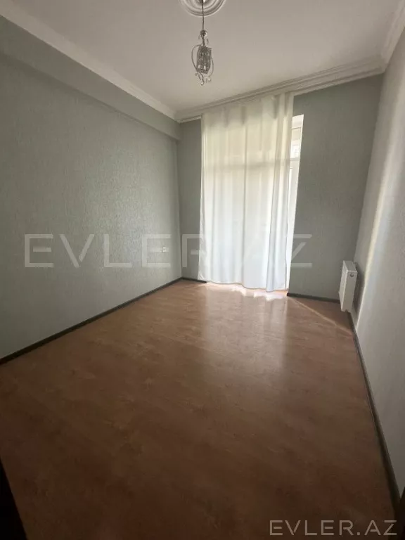 Satılır, yeni tikili