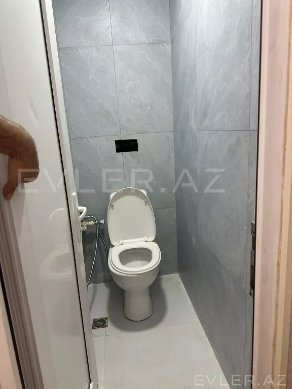 Aylıq, köhnə tikili